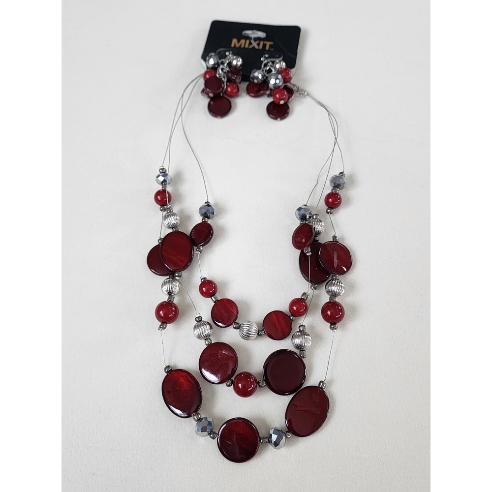 New MIXIT JCP Red Shell Faceted Gray Bead Silver Tone Layered Necklace FREE $HIP